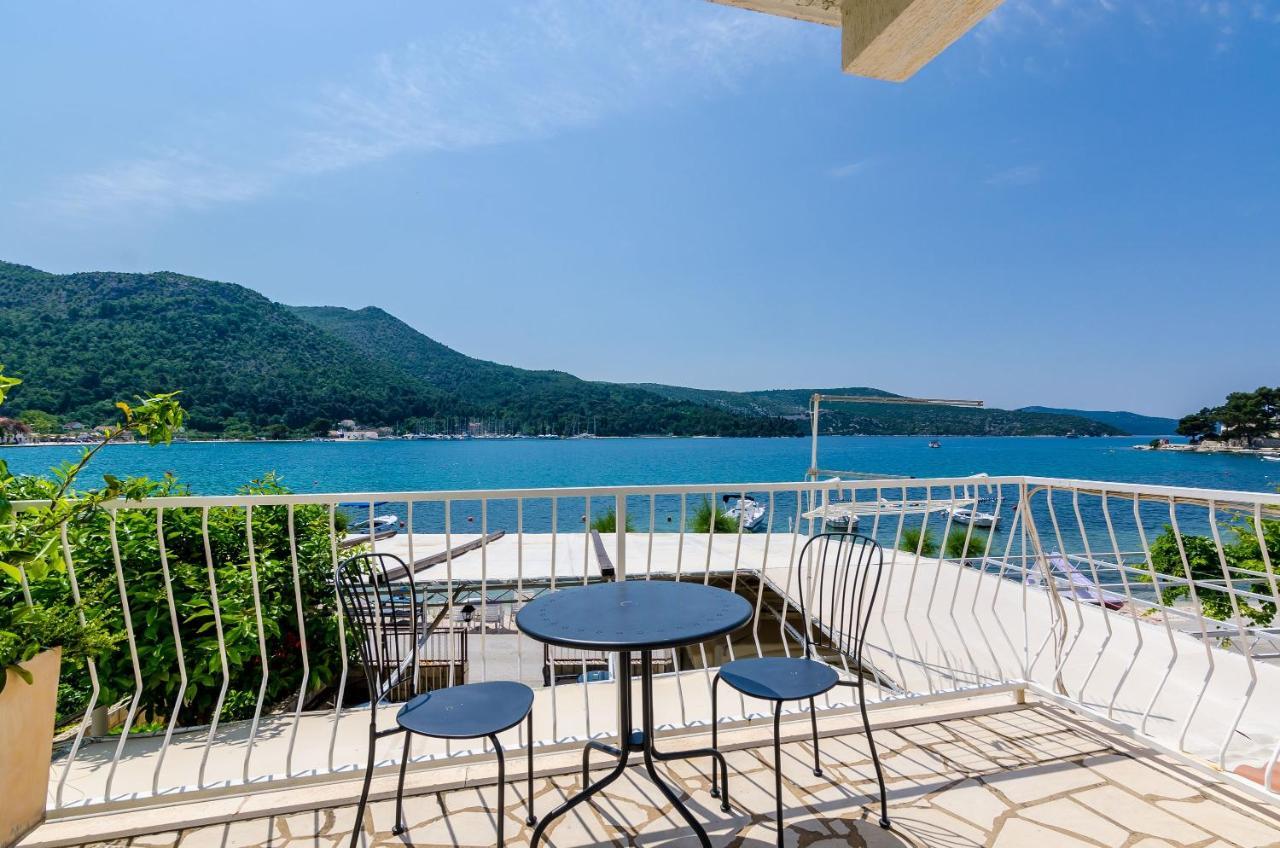 Apartments And Rooms By The Sea Slano, Dubrovnik - 8737 エクステリア 写真